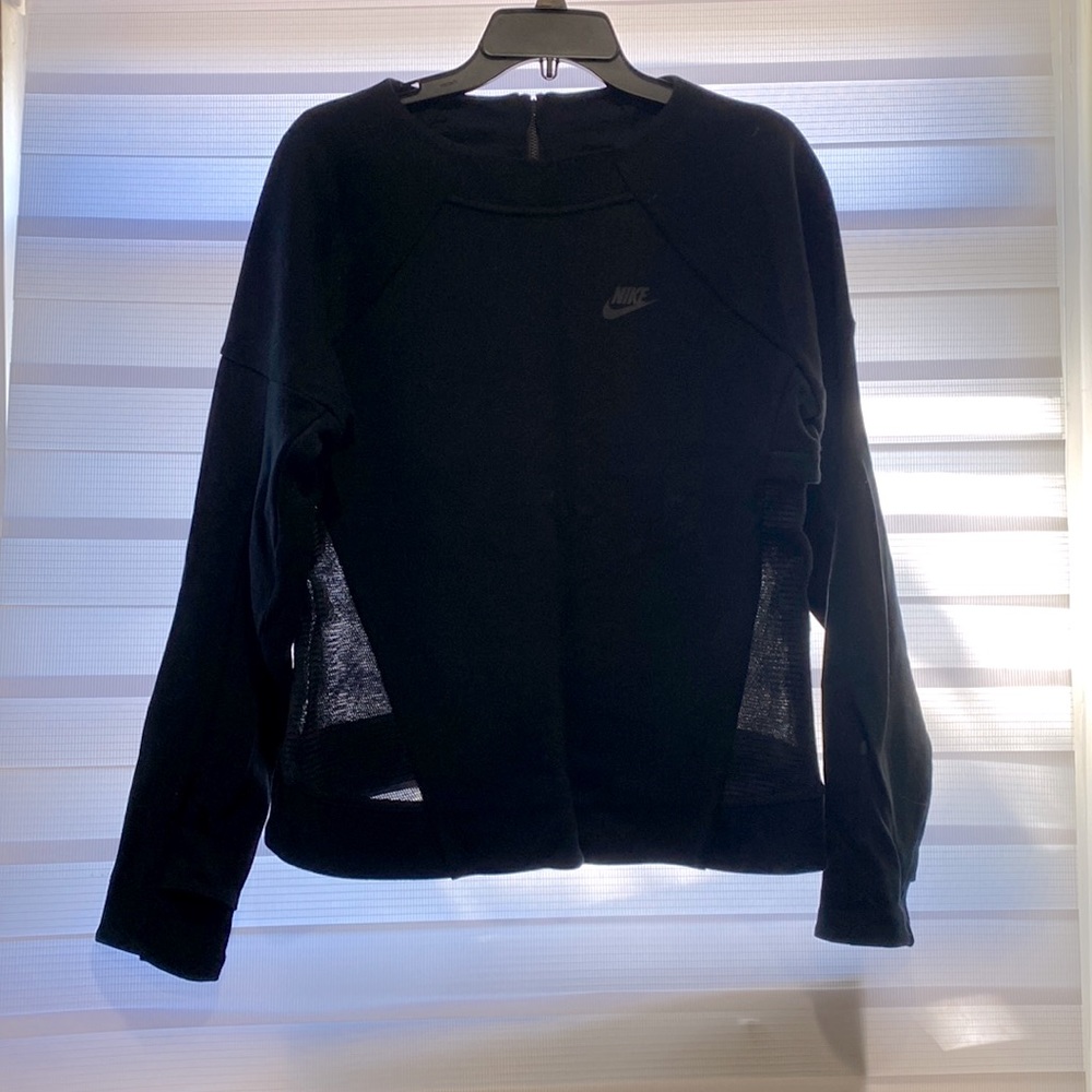 Nike sweatshirt